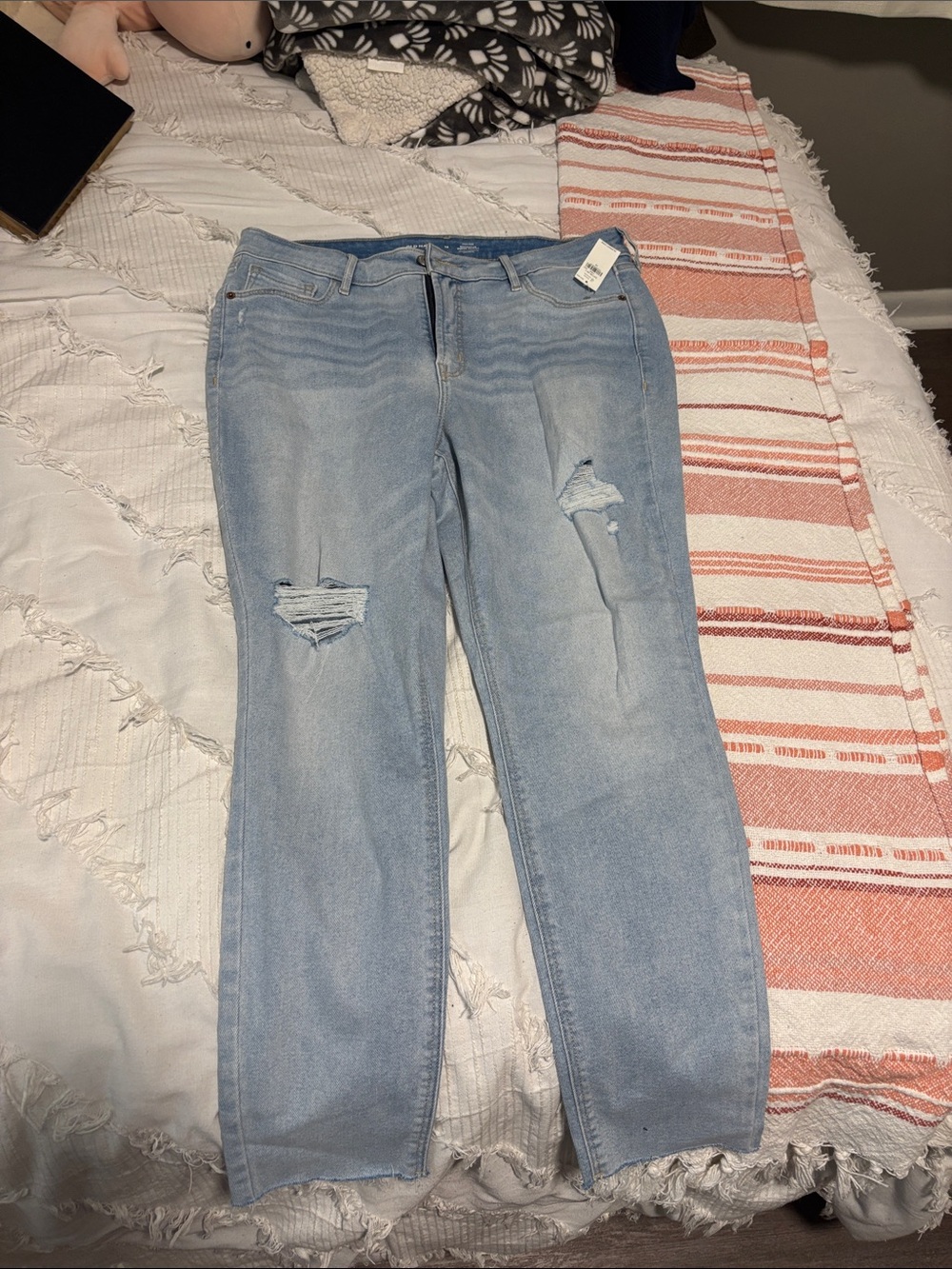 Old Navy Light Blue Skinny Jeans with Distressed Knees